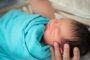 Желтуха у новорожденных в роддоме: причины, симптомы и лечение