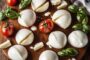 Моцарелла жирностью славится: открываем секреты итальянского сыра