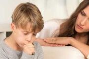 У ребенка кашель с хрипами: что делать и как помочь?