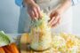 Сколько соли нужно на килограмм капусты при засолке? Правильный расчет для идеального вкуса