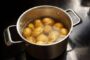 У картошки пар не лёгкий. Так ли полезны ингаляции при ОРВИ?